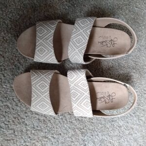 LifeStride sandals